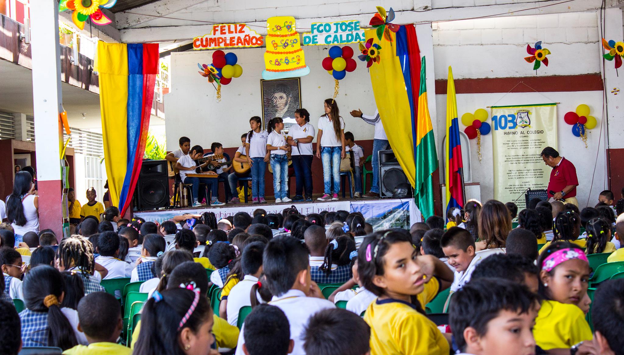  Serenata a Francisco José de Caldas por  los niños de JEC