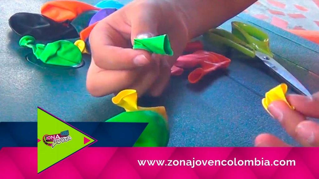 Realiza una grandiosa Pokebola con globos