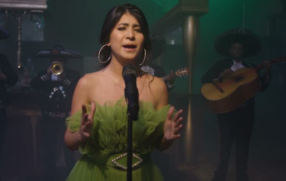  NICOLE VEGA en Zona Joven Colombia